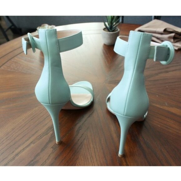 Gianvito Rossi Portofino Ankle Strap Sandal in Pacific Nappa Blue NWT - Picture 6 of 7